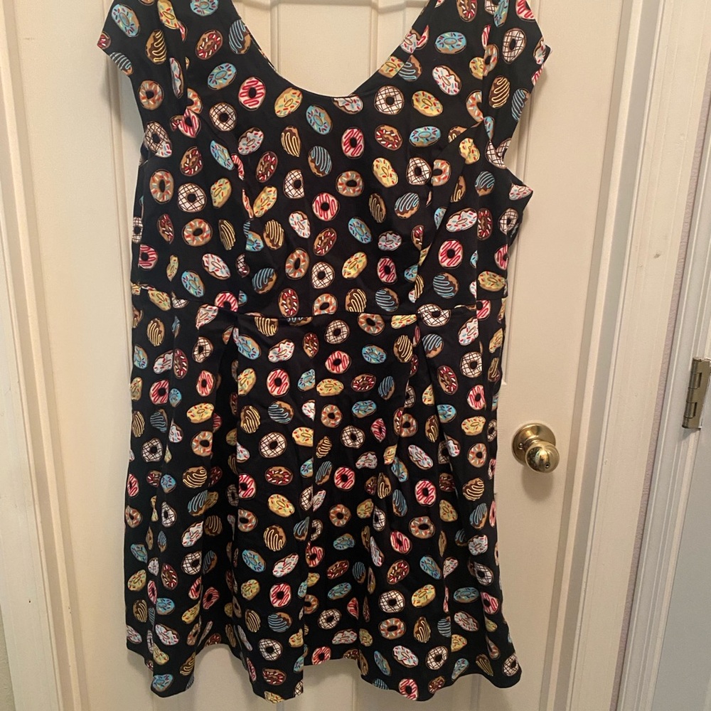 Ixia Donut Print Dress size 2X/3X